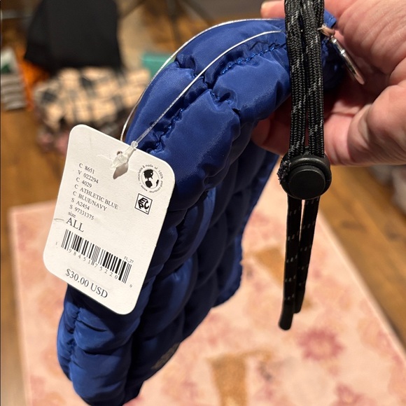 FP Movement Quilted Pouch * Flaw* Shown NWT - Picture 3 of 8